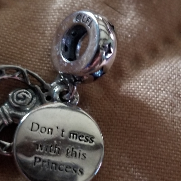 Pandora Star Wars Princess Leia Double Dangle Char - Picture 8 of 11